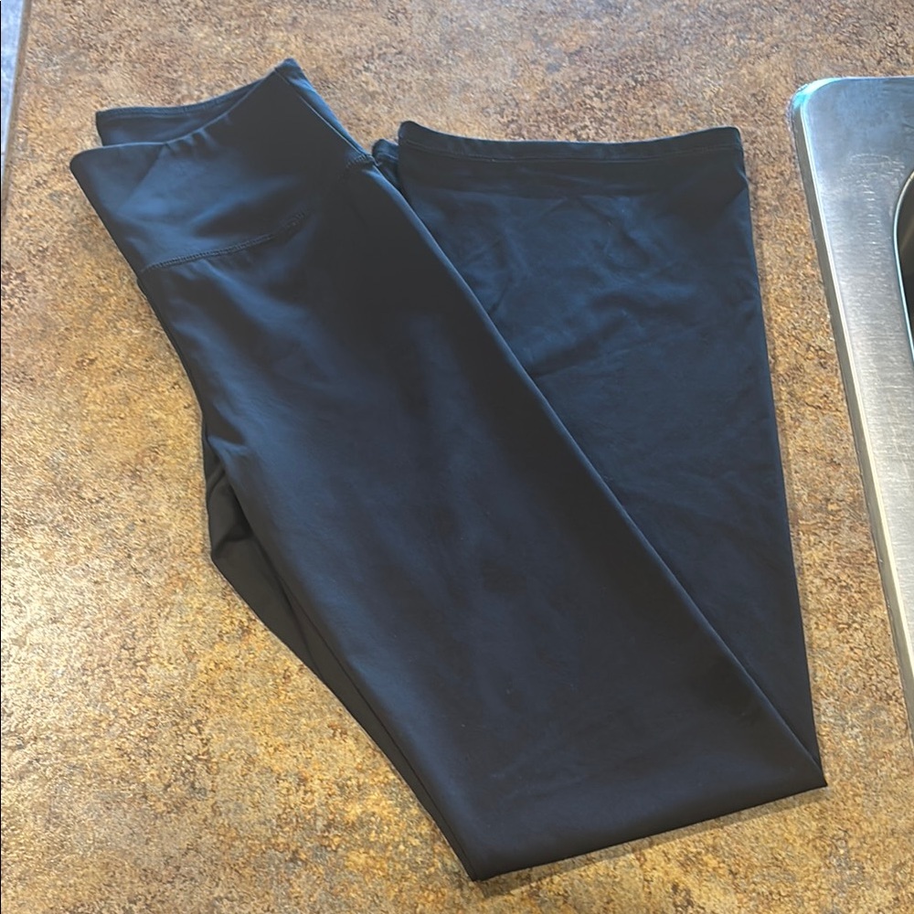American Eagle Black yoga flares